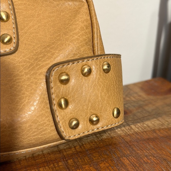 Tommy Hilfiger Y2K Tan Purse - Picture 3 of 9